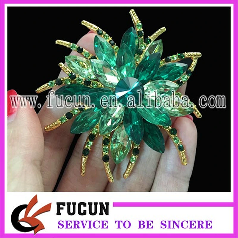 Factory custom handmade bulk fashion jewelry green lotus flower rhinestone brooches