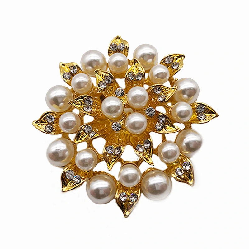 China Supplier Custom latest fashion Gold Metal Jewelry rhinestone breastpin