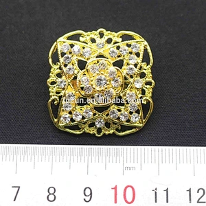 jewelry fashion Zinc alloyed gold plating styles rhinestone crystal wedding brooch