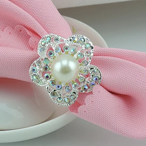 Bluk cheap floral rhinestone napkin ring for hotel and restaurant decoration