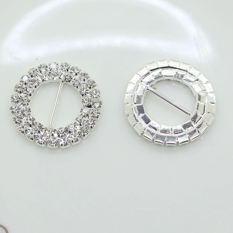 Hot sale fashion round rhinestone buckles for wedding invitations card decoration