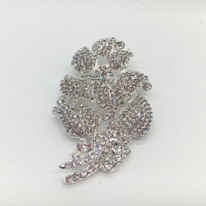 Customized Crystal Rhinestones Wedding Celebration Brooch
