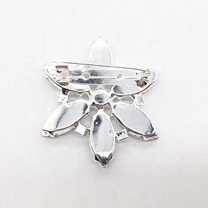 Hand Made China Fashion Acrylic Stone Clear Brooch Pin