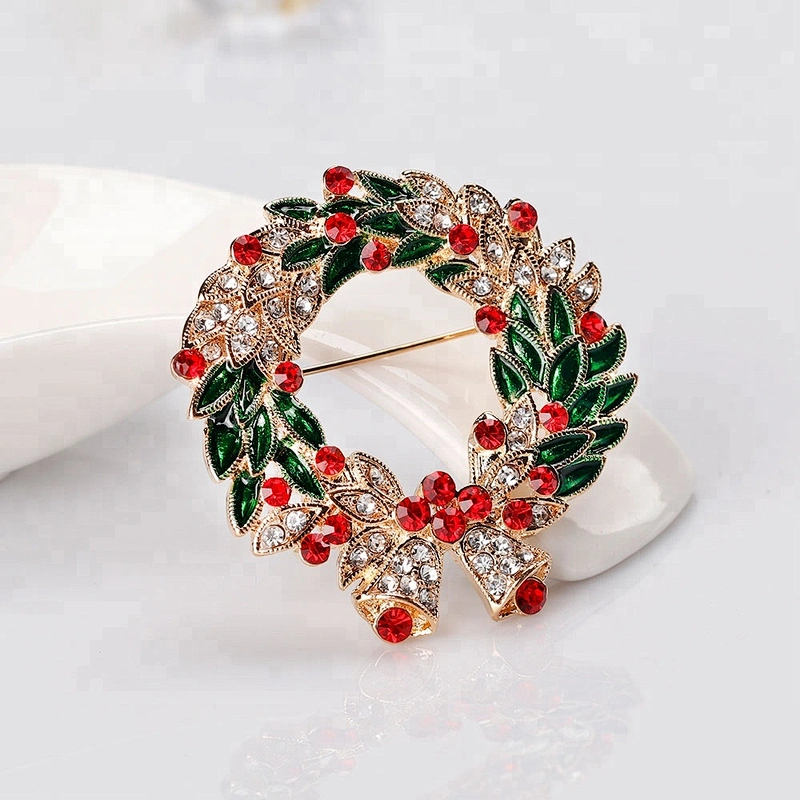Factory Enamel Crystal Red Rhinestone Christmas Wreath Brooch with Hang Bell