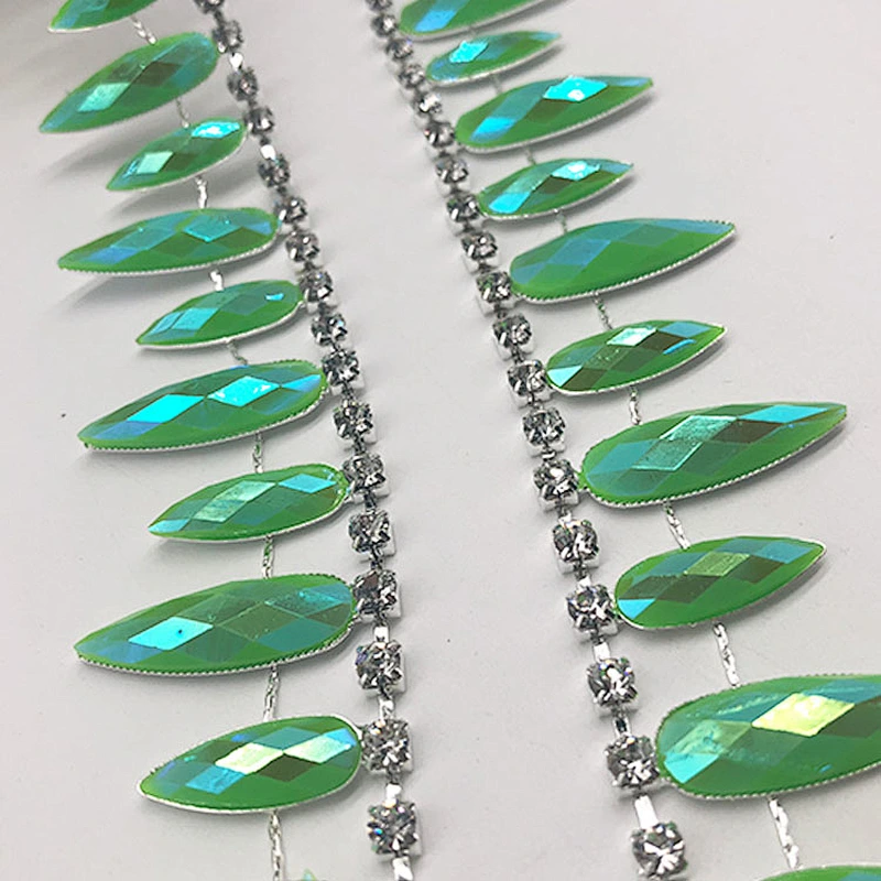 Top sale customized design wholesale diamante trimming color resin stone trimming for wedding dress