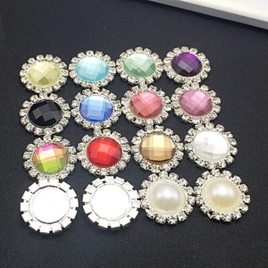 Factory bulk cheap flower pearl beaded crystal rhinestone button flat back silver button for wholesale