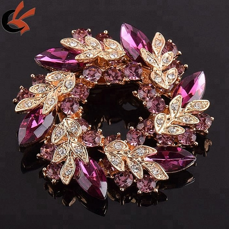 new arrival flower acrylic rhinestone brooch for wedding invitation card