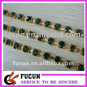 space green rhinestone cup chain
