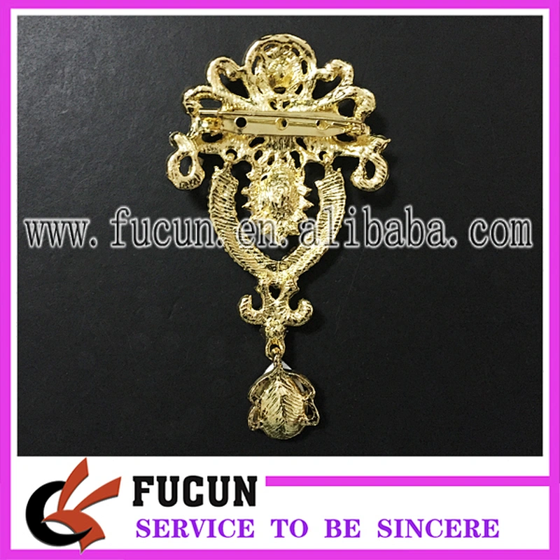 Fashion design best quality cheap crystal wedding brooch bulk rhinestone brooch