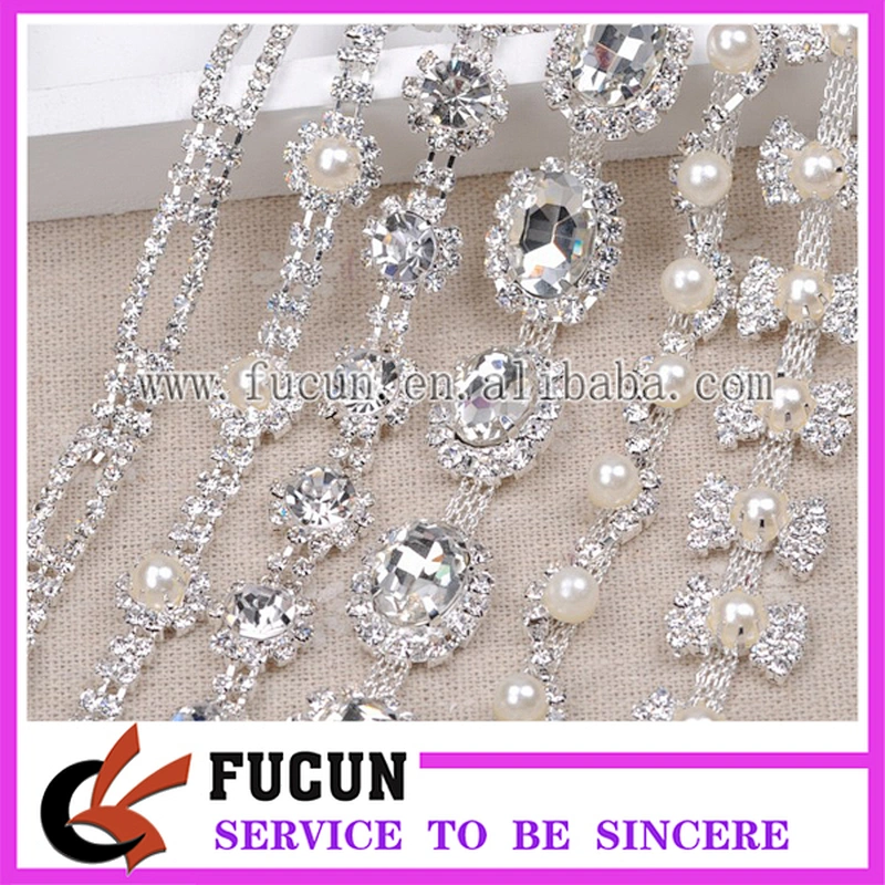 Handmade cheap rhinestone wedding trim bowknot style crystal beaded chains