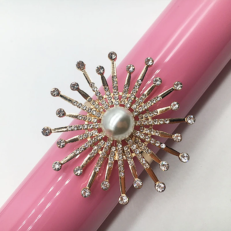 Eco-Friendly napkin rings table decoration & accessories gold plated crystal pearl napkin rings