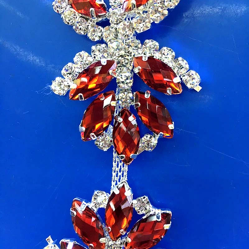 factory supply new design colorful red acrylic rhinestone chain for decoration