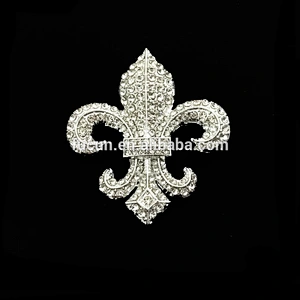 Customized 40*45mm wedding embellishment de lis rhinestone brooch