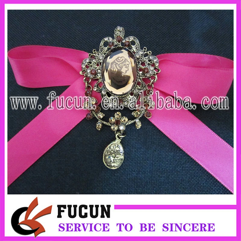 unisex statue shape antique india brooch pin antique golden cameo brooches