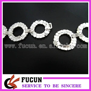 China manufacturers one piece circle Clear Rhinestone Bikini Back Connector