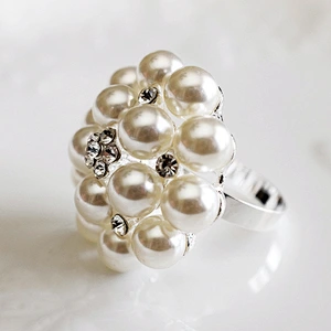 hot sell bulk flower pearl rhinestone napkin rings for wedding table decoration