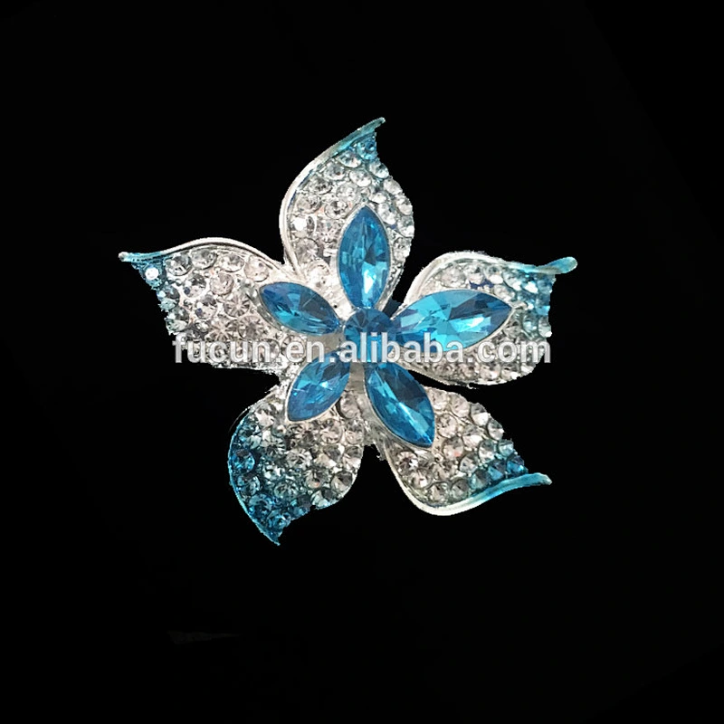 Factory wholesale Newest selling superior quality precious cheap rhinestone brooch
