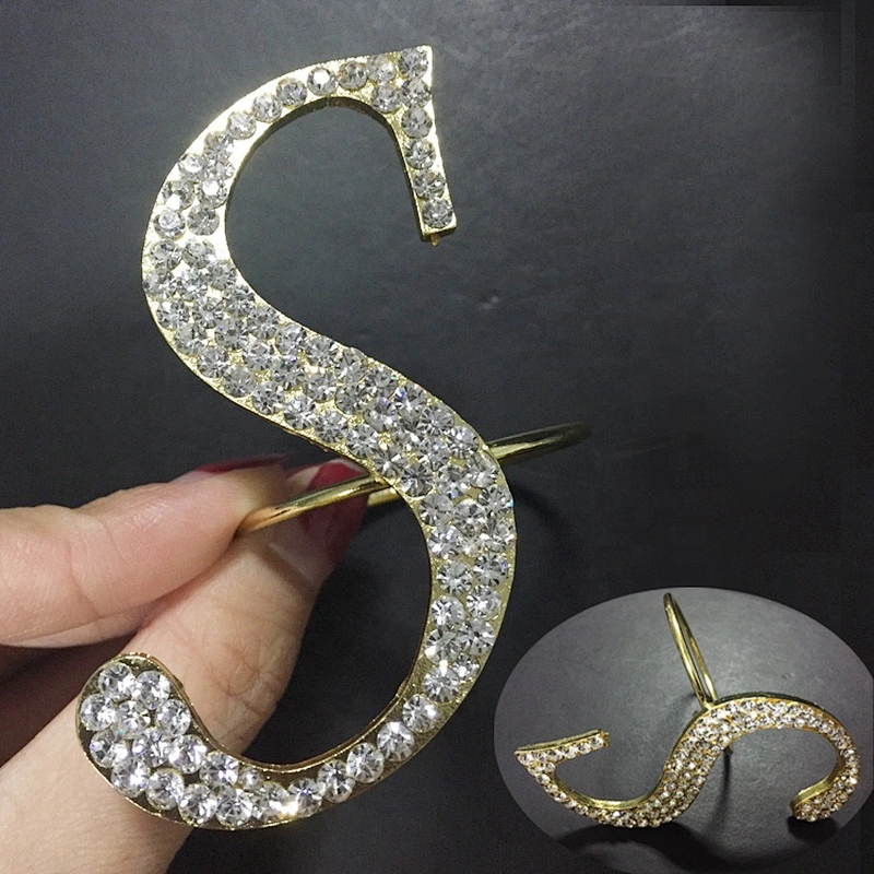 China wholesale gold alphabet napkin ring for indian wedding table decoration