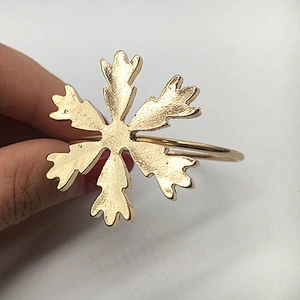 Bulk best selling gold plating Napkin Holder Napkin Rings For Wedding decoration