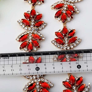 factory supply new design colorful red acrylic rhinestone chain for decoration