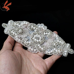 China manufacturer rhinestone applique for wedding dress