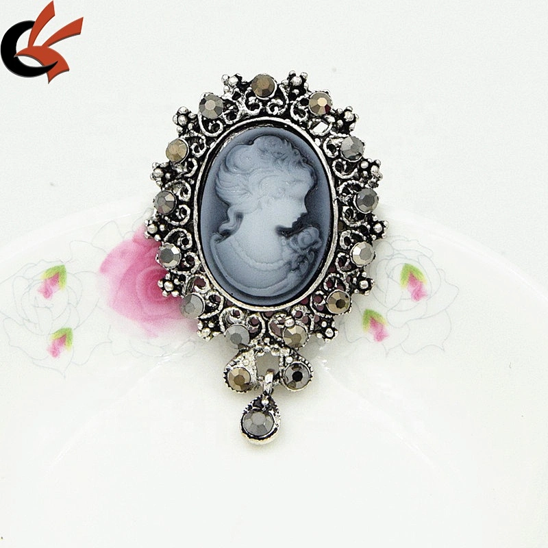 Hot Selling Vintage Beauty Head Brooch Collar Pin Queen Victoria Avatar Rhinestone Cameo Brooch Pin