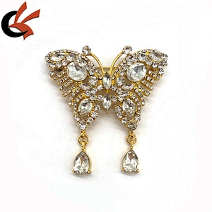 Factory wholesale butterfly crystal rhinestone brooches for wedding decoration
