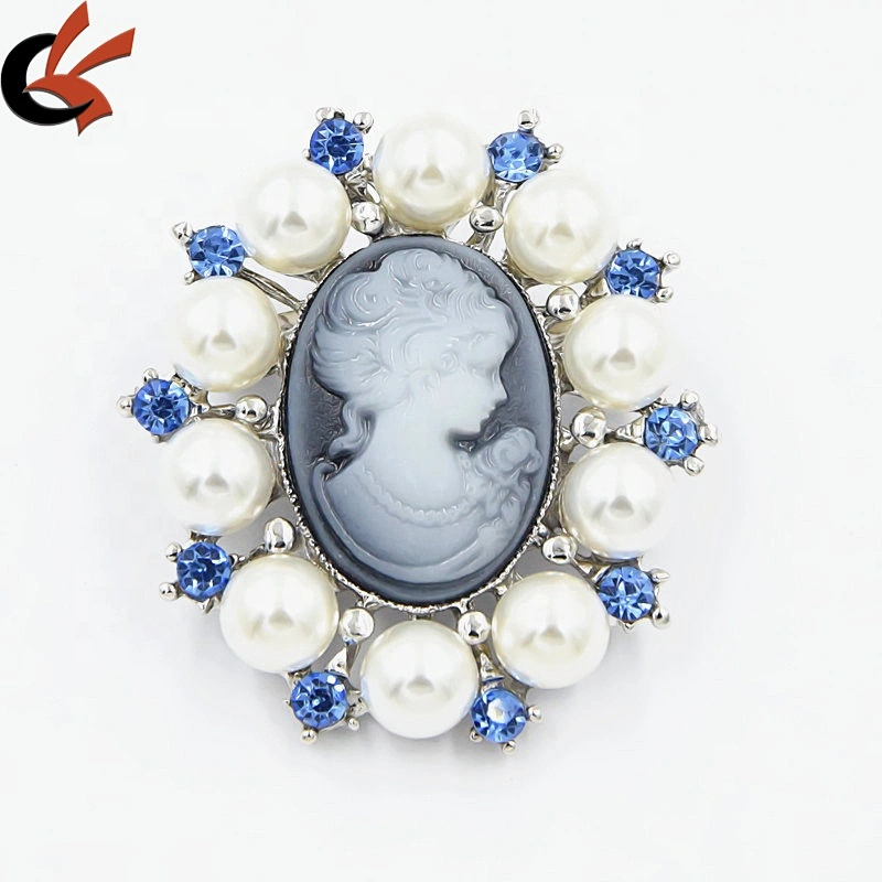 Factory direct sales trade wholesale jewelry fashion retro style duplicate crystal emboss brooch
