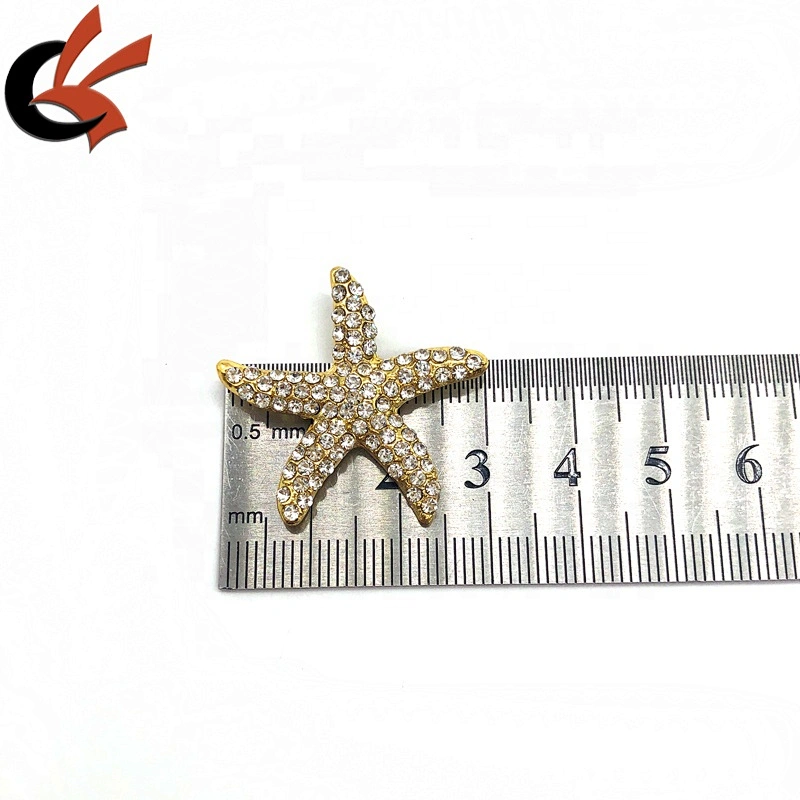 Wholesale high quality gold base clear crystal star shape rhinestone buckles for wedding