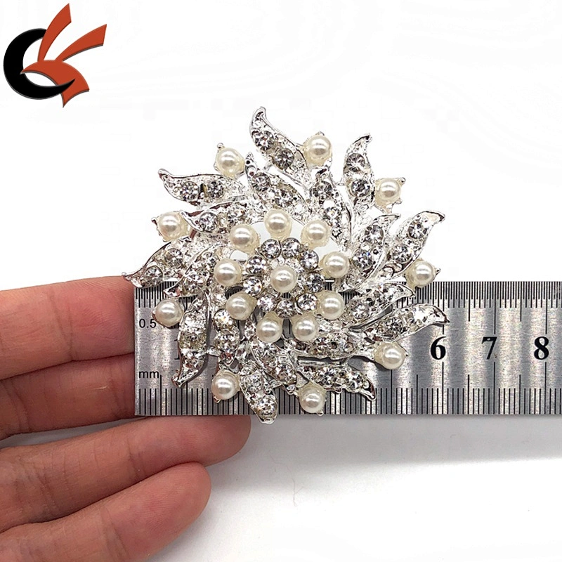 Pearl and rhinestone flower Shaped Napkin Rings Wedding Napkin Holders