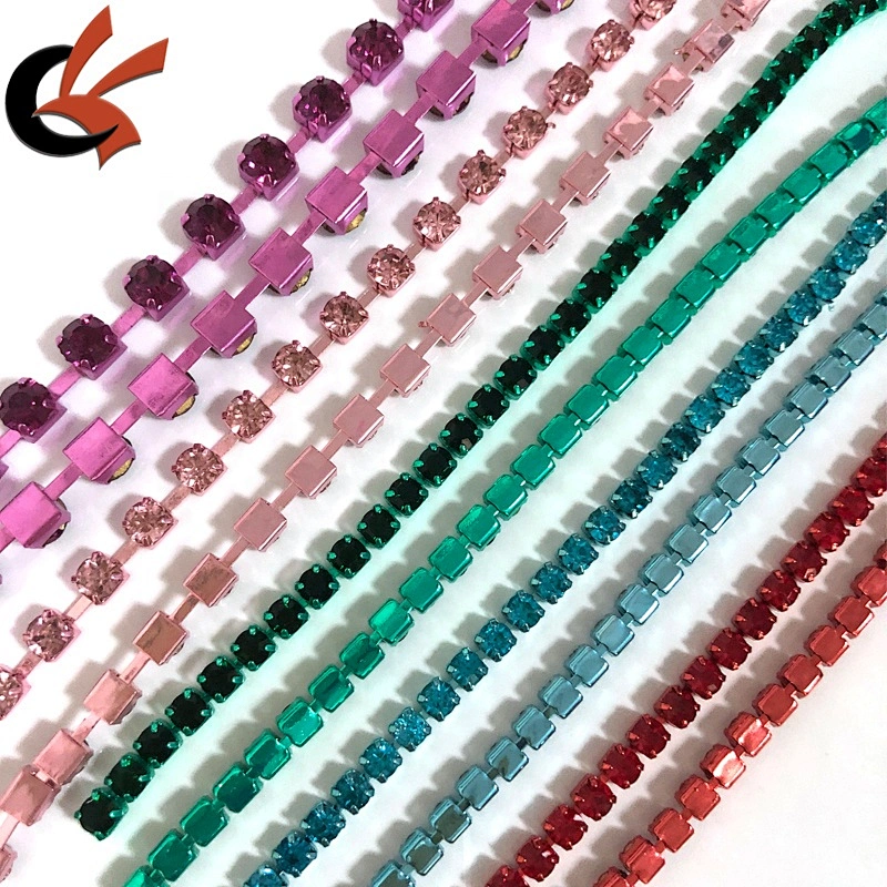 2020 New product color metal claws with color crystal rhinestone cup chain