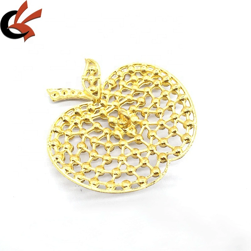 Hot Sale Gold Shiny Diamond Rhinestone Big Apple Shaped Brooch Button For Garment Accessories