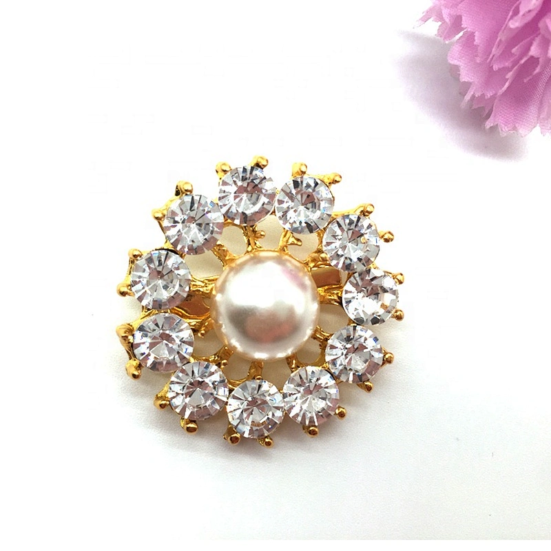 High quality cheap price wholesale in bulk crystal faux pearl beads brooch