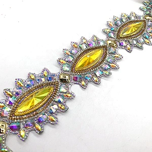 2020 Fashion garment accessory iron on designs Resin stones Crystal hot fix rhinestone trimming