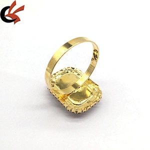 Europe style cheap bulk silver square diamond holder rhinestone napkin rings for wedding