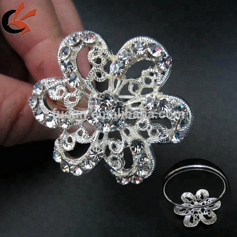 bulk small flower rhinestone brooch napkin ring for wedding