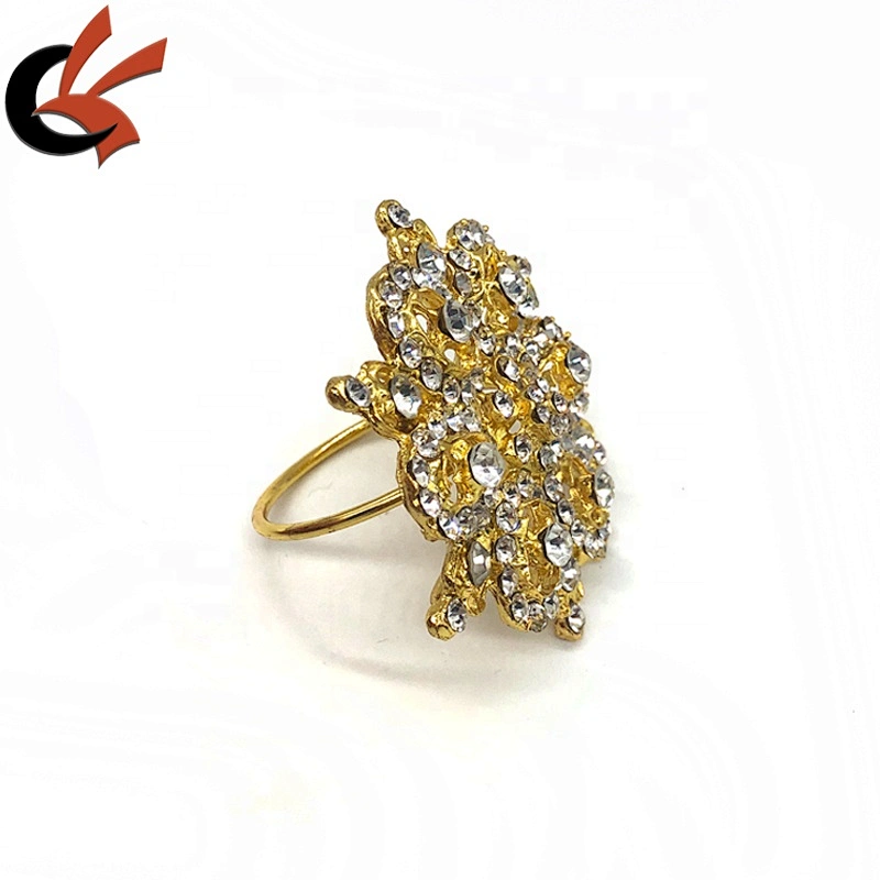 Unique high quality flower shape gold base clear crystal napkin holders