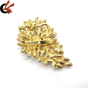 new arrival dress decoration gold and silver plated crystal brooch for hat dress decoration