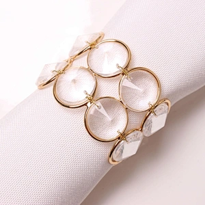 New 2021 fashion wedding table accessories sparkling gold plated frame lighting diamond crystal napkin ring