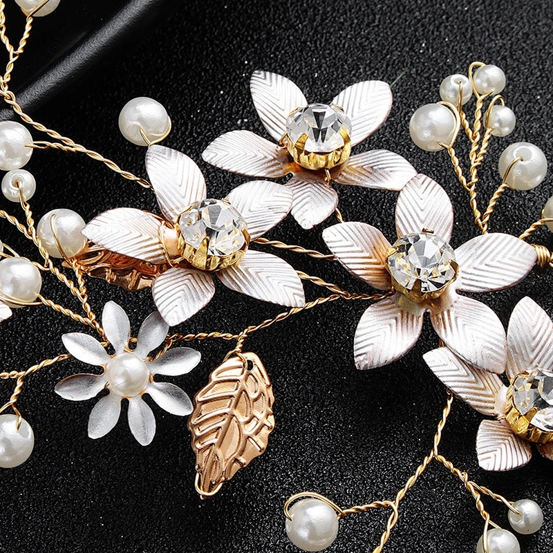 2020 Wholesale Elegant wedding crystal bridal hair accessories flower hair decorations