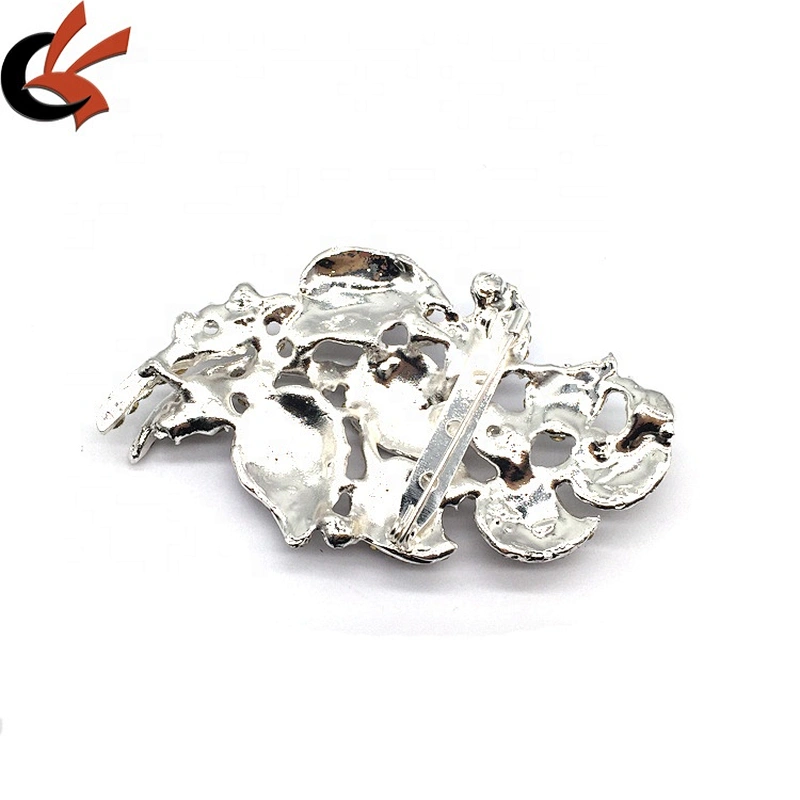 Custom Jewelry Fashion Luxury Wedding Bridal Big Crystal Maple Leaf Brooch Pin For Women
