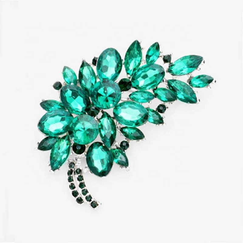 Hot selling New fashion Large stone crystal rhinestone initial brooch for dress