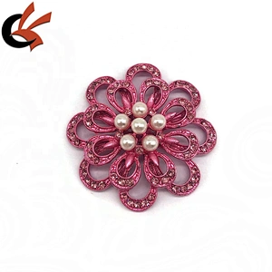 Lovely pink metal base with pink crystal flower pearl brooches for wedding