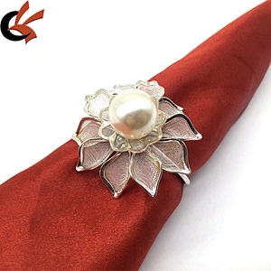 Guangzhou Factory Anniversary Wedding Occasion Silver Lace Lotus Flower Beads Napkin Ring