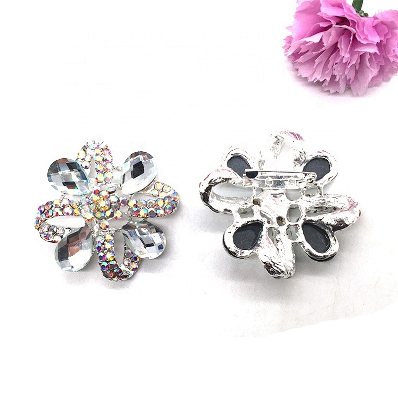 Crystal ornament women apparel dress decoration rhinestone brooch pin for wholesale