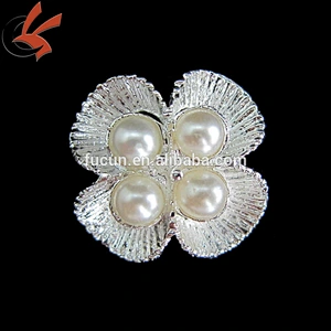 Cute Small Silver Plated and Pearl Flower Wedding Brooch Pin