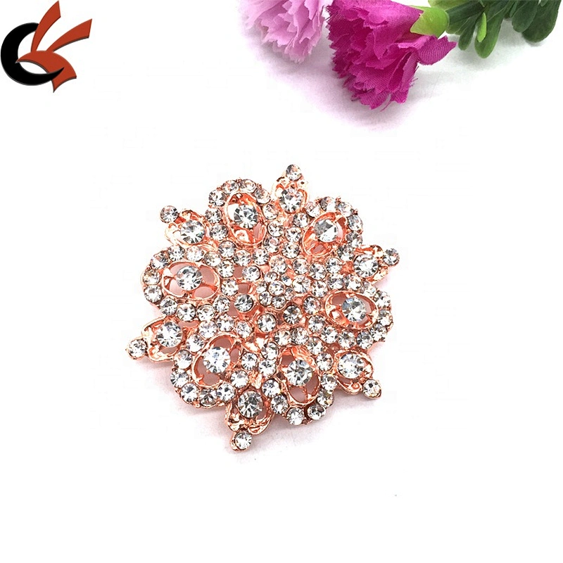 Hot sell Guangzhou factory sale flower brooches elegant rose gold crystal brooch for clothes accessories
