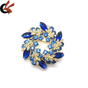 Factory Handmade Cheap Broach Pin Fashion Pin Badge Garland Stained Glass Crystal Brooch