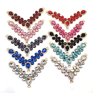 Personalized decorative shoe accessories acrylic crystal rhinestone V shape shoe chain