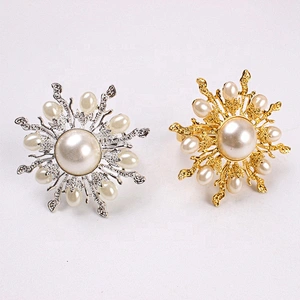 Cheap price model Valentine's Day economical wedding alloy pearl beaded napkin ring